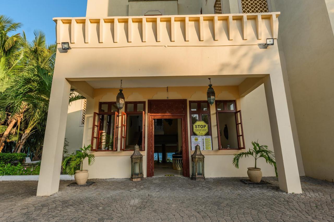 Cocoa Boutique Hotel - Your Kenyan Beachfront Bliss Mombaça Exterior foto